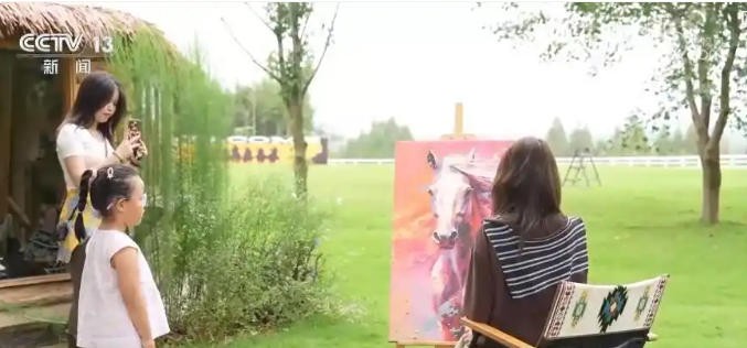 乡村旅游热力攀升：品质升级人气旺 激活田园经济释放消费新潜力